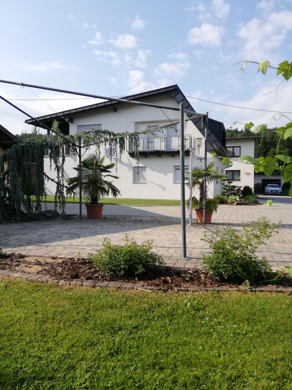 Gemuetliche Wohnung In Velden! Velden am Wörthersee Exteriér fotografie